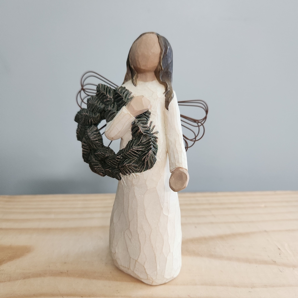 Willow Tree Angel of Winter Vintage Fugurine 2001
